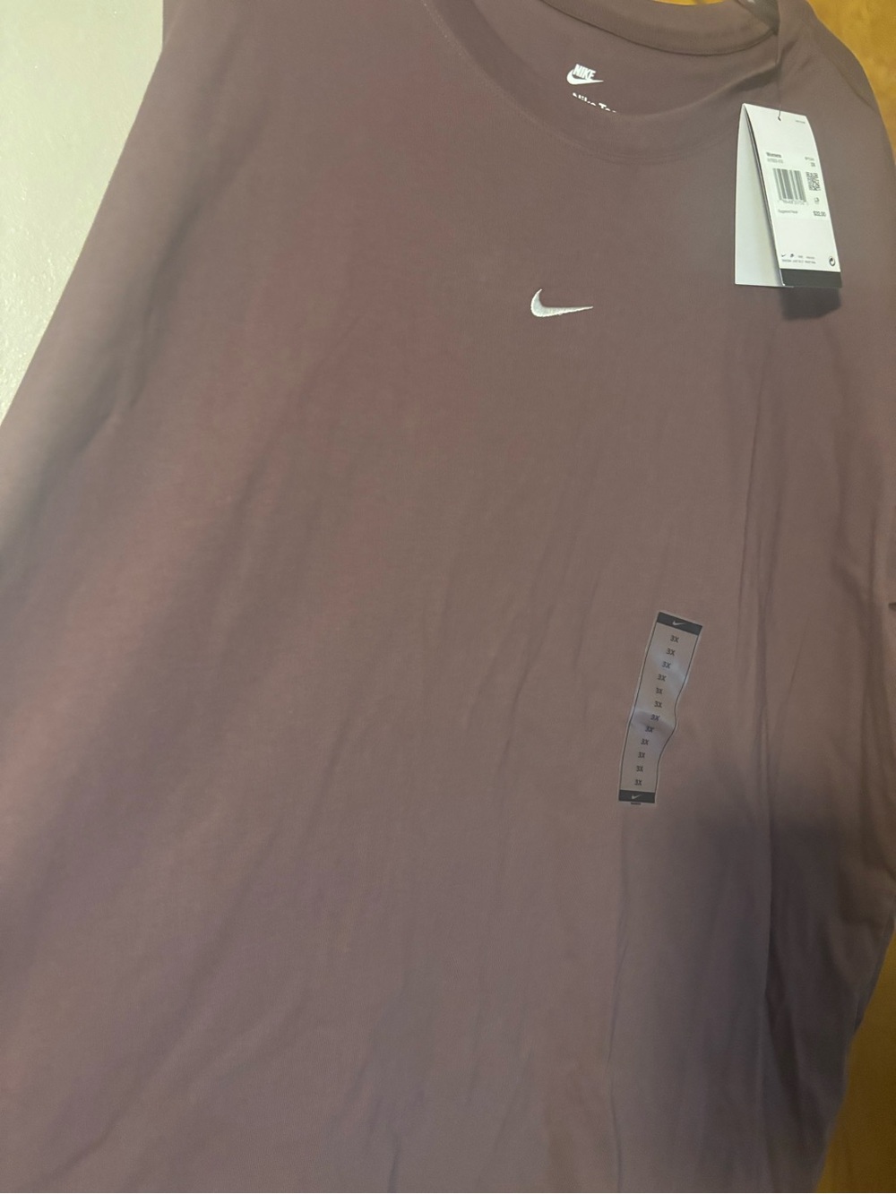 Nike Women’s Short Sleeve Crew Tee in Burgundy Plum